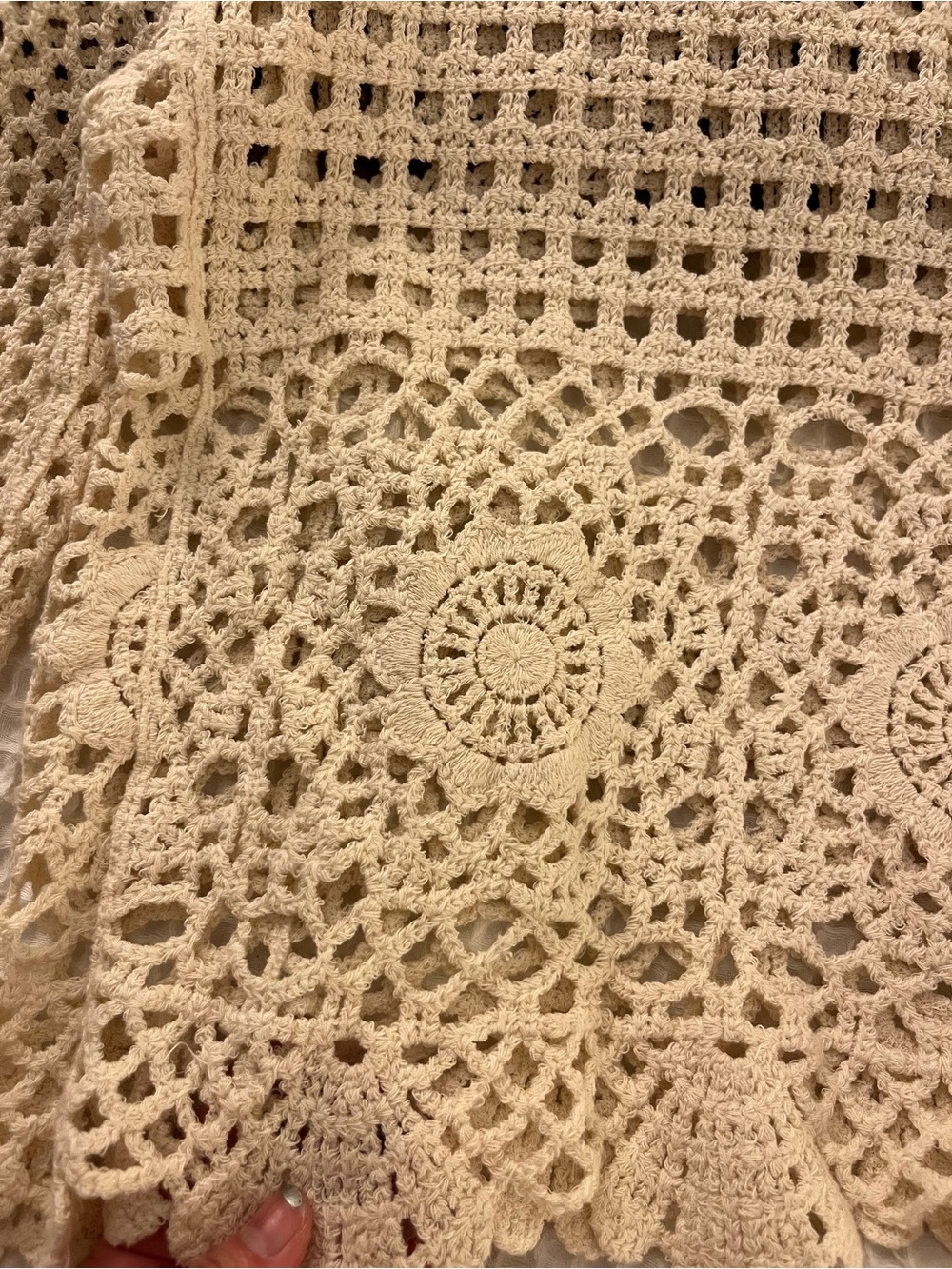 Ultra Pink Cream Crochet Long-Sleeve Crop Top - Picture 2 of 3